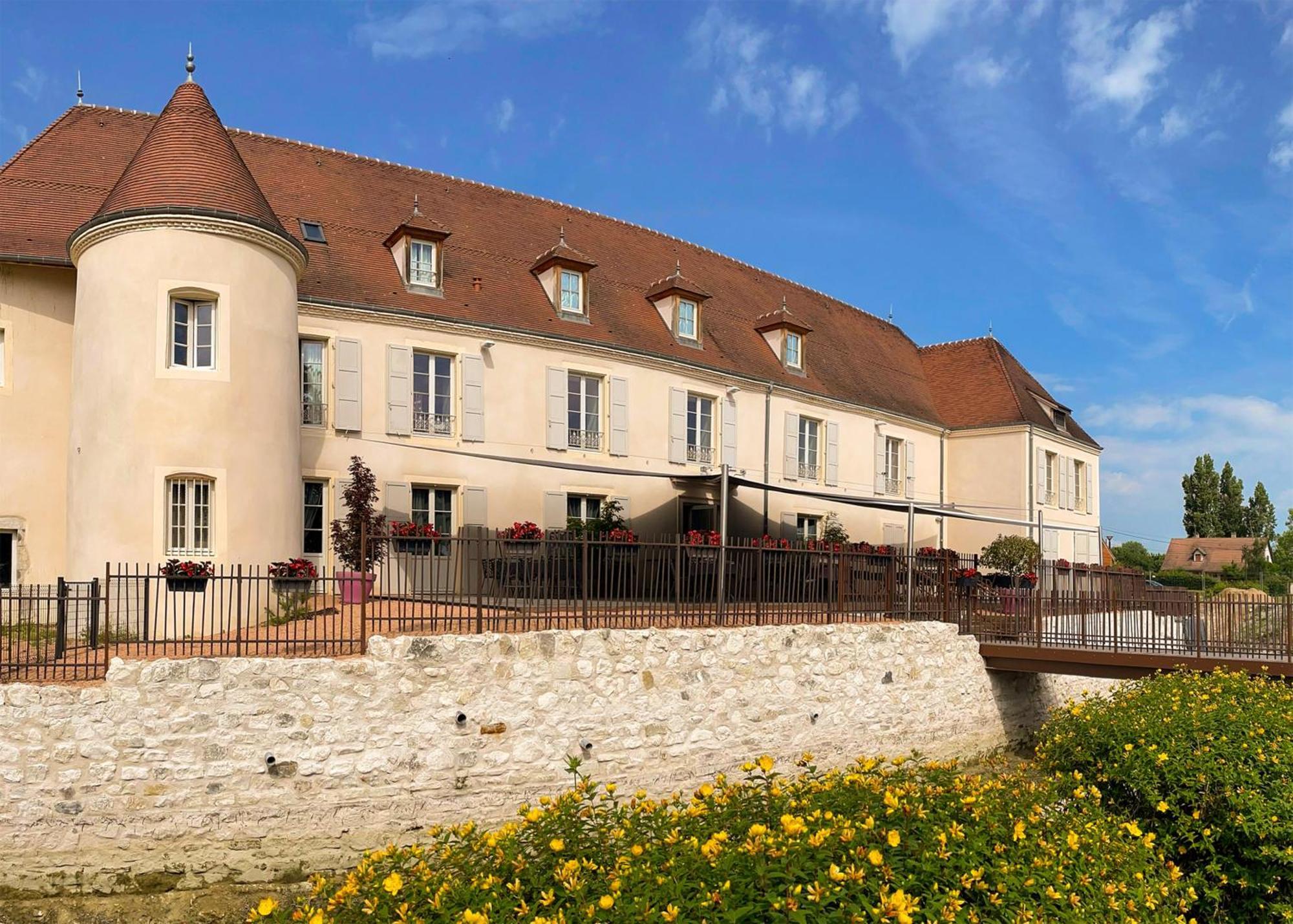Chateau Du Bost - Teritoria Bellerive-sur-Allier Exterior photo