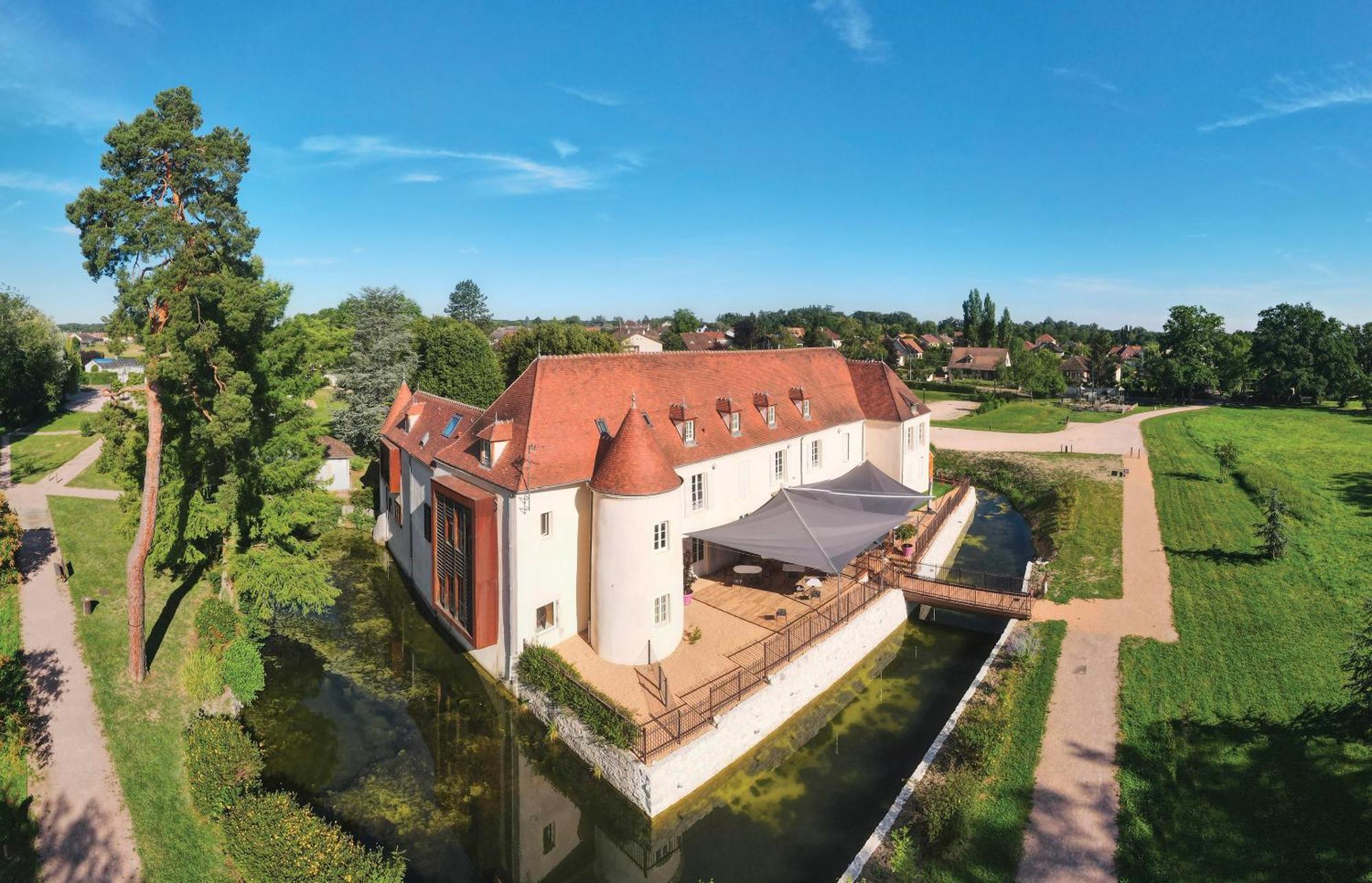 Chateau Du Bost - Teritoria Bellerive-sur-Allier Exterior photo